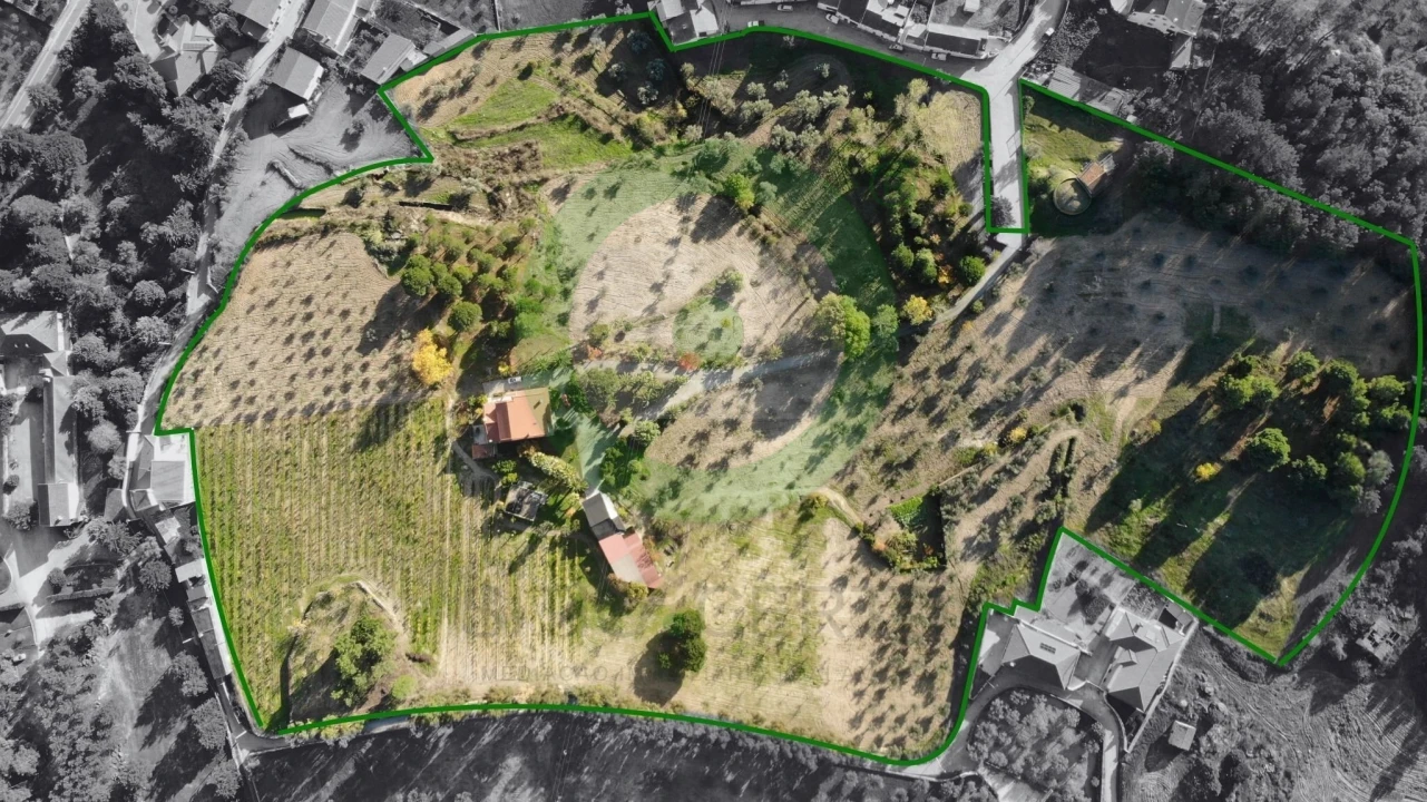 Moradia T4 para Venda em Valpaços e Sanfins Foto 12