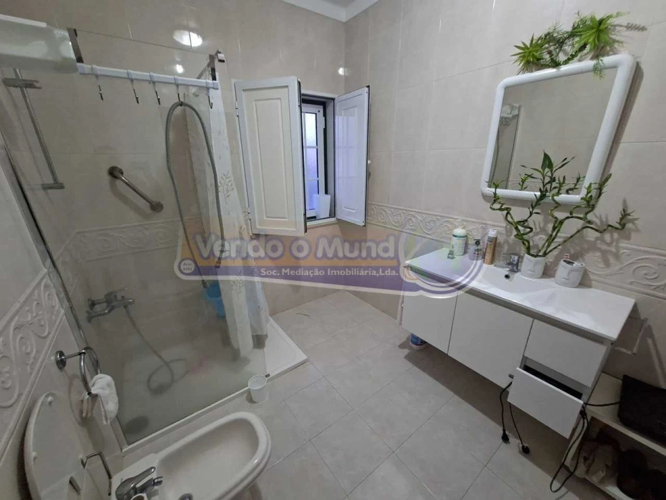 Moradia T3 para Venda em Almeirim Foto 14