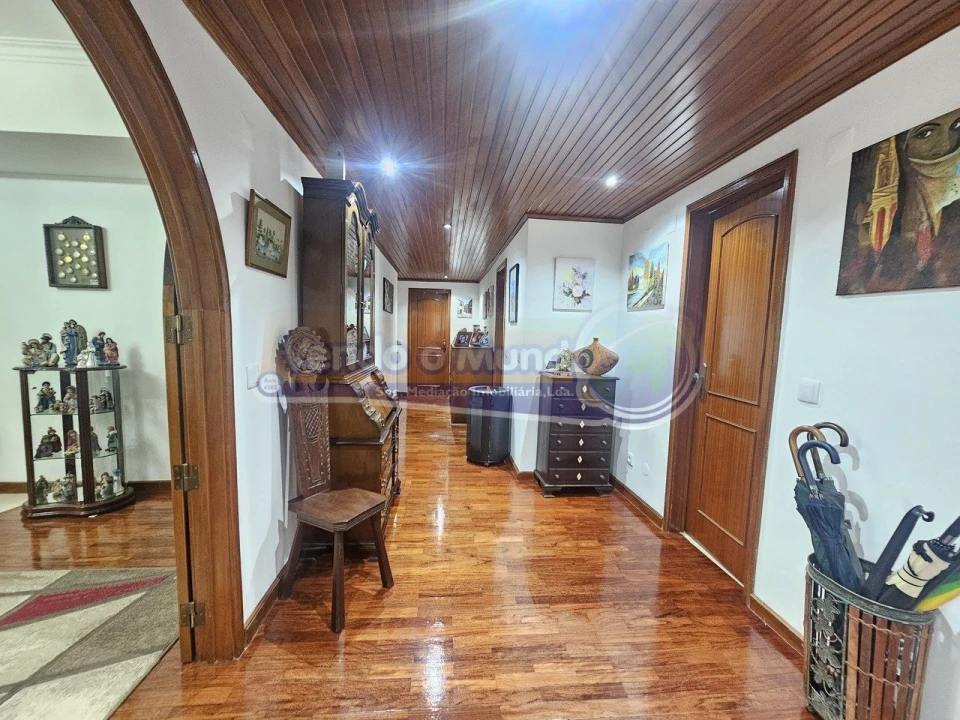 Apartamento T3 para Venda em Algueirão-Mem Martins Foto 7