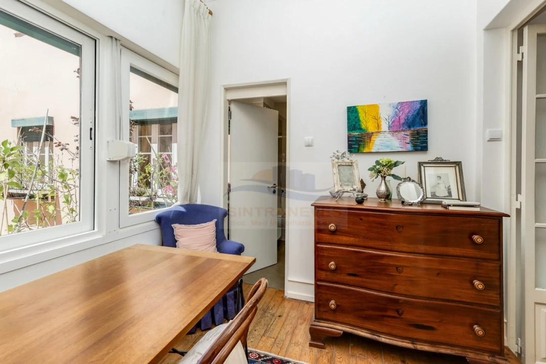 Apartamento T6 para Venda em Areeiro Foto 21