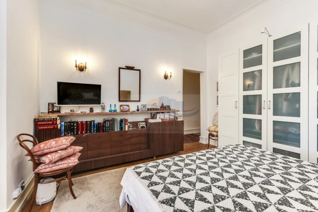 Apartamento T6 para Venda em Areeiro Foto 24