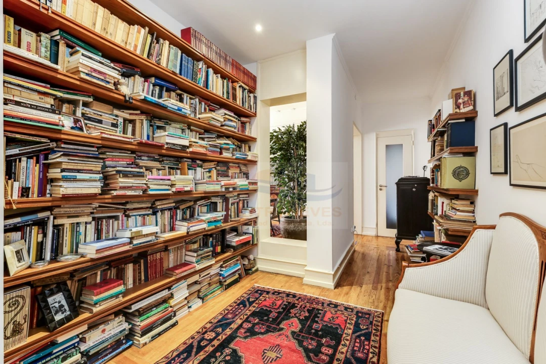 Apartamento T6 para Venda em Areeiro Foto 27