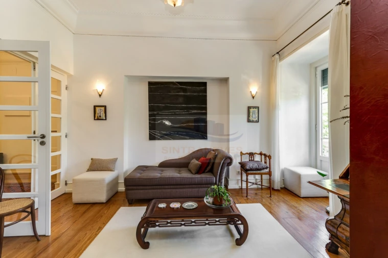 Apartamento T6 para Venda em Areeiro Foto 6