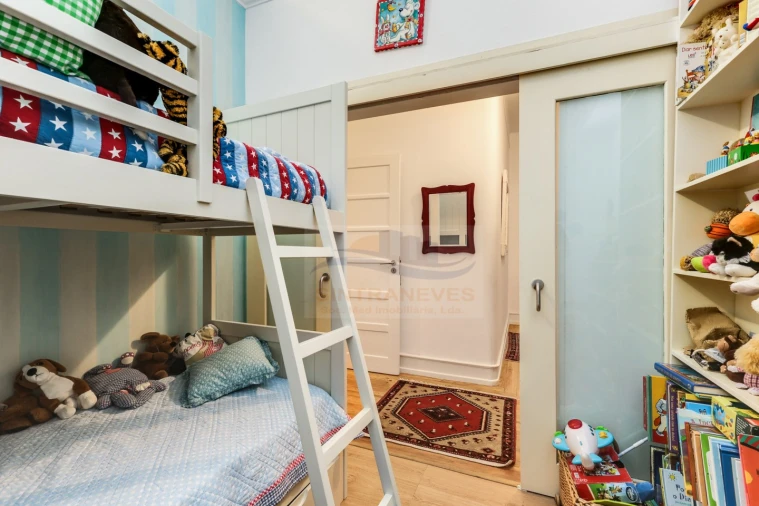 Apartamento T6 para Venda em Areeiro Foto 18