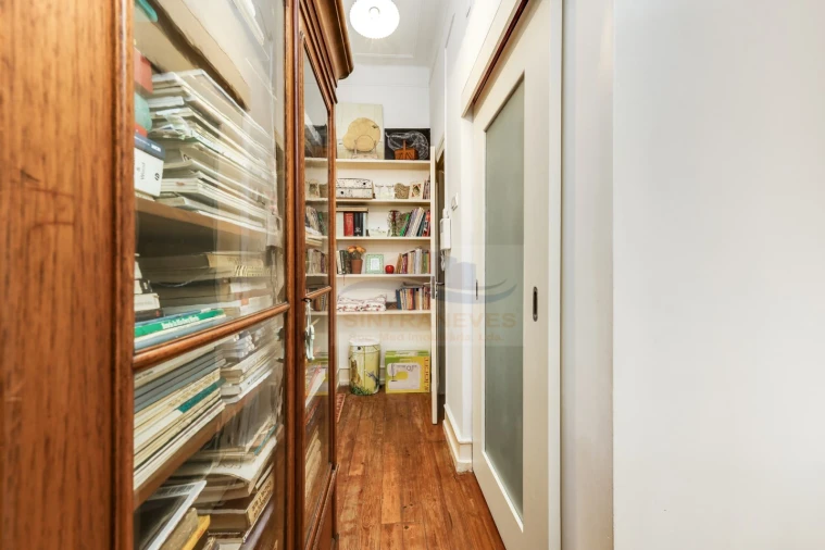 Apartamento T6 para Venda em Areeiro Foto 32