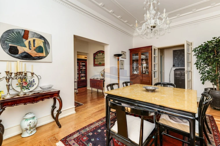 Apartamento T6 para Venda em Areeiro Foto 36