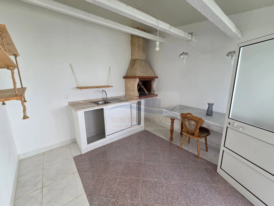 Apartamento T2 para Venda em Venteira Foto 8