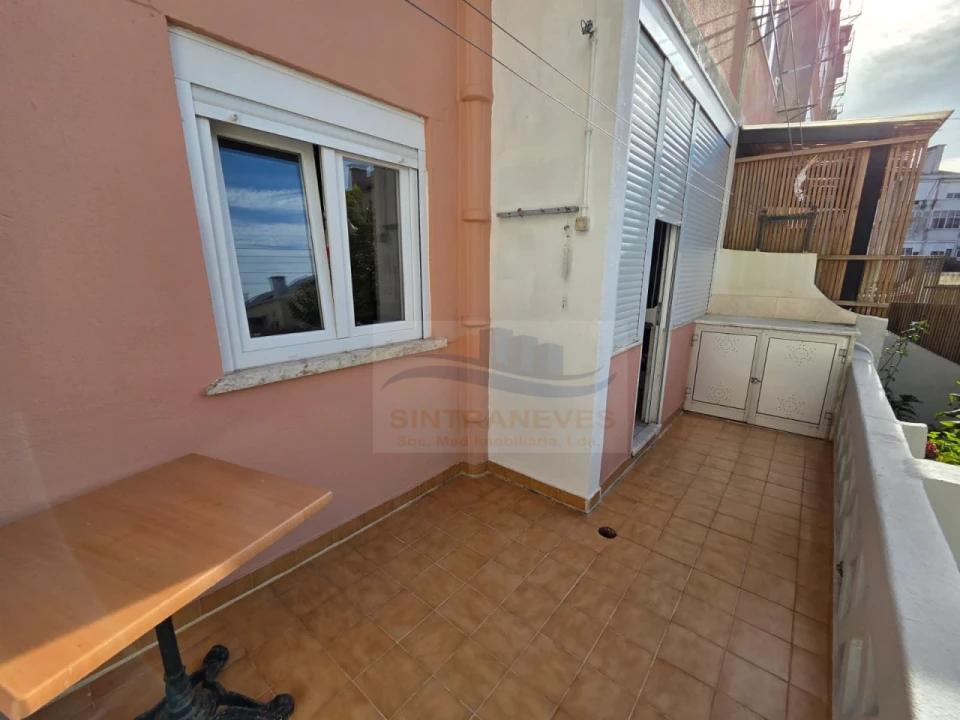 Apartamento T2 para Venda em Venteira Foto 11