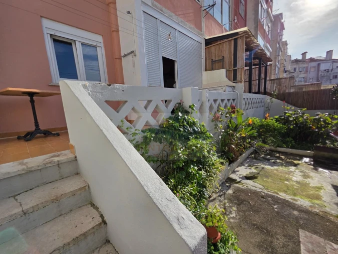 Apartamento T2 para Venda em Venteira Foto 21