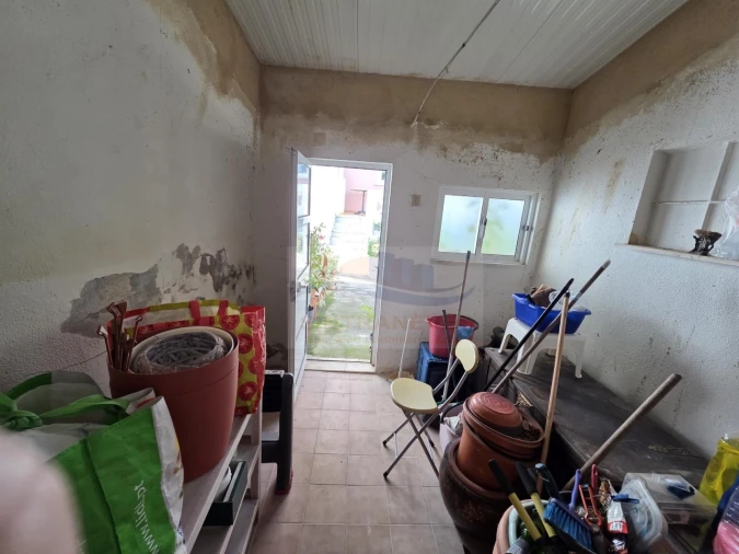 Apartamento T2 para Venda em Venteira Foto 33