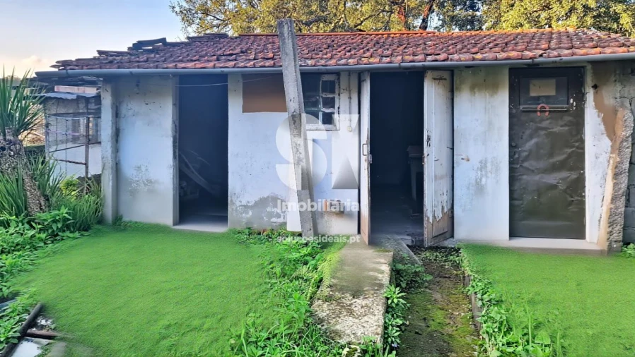 Moradia T3 para Venda em Recarei Foto 27