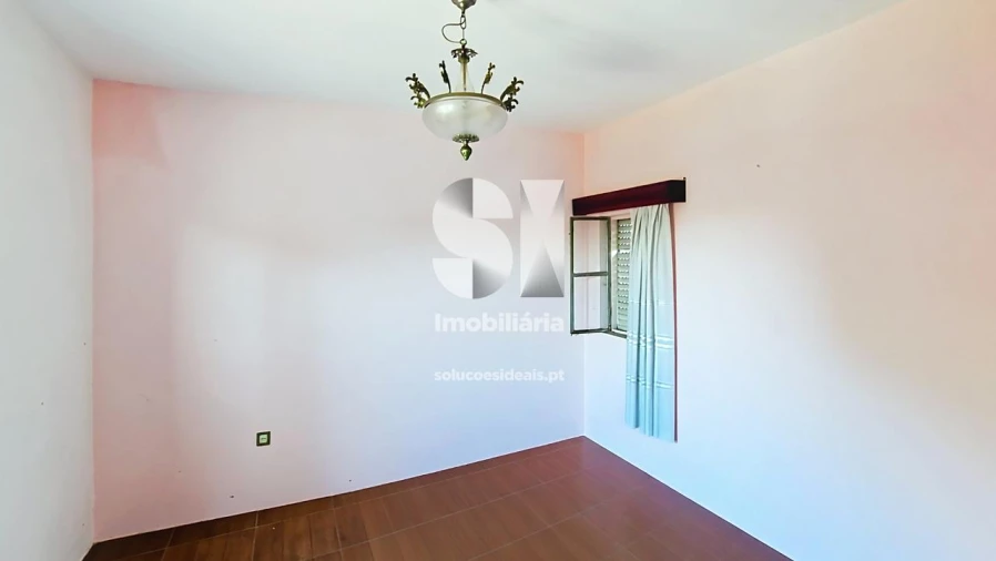 Moradia T3 para Venda em Recarei Foto 5