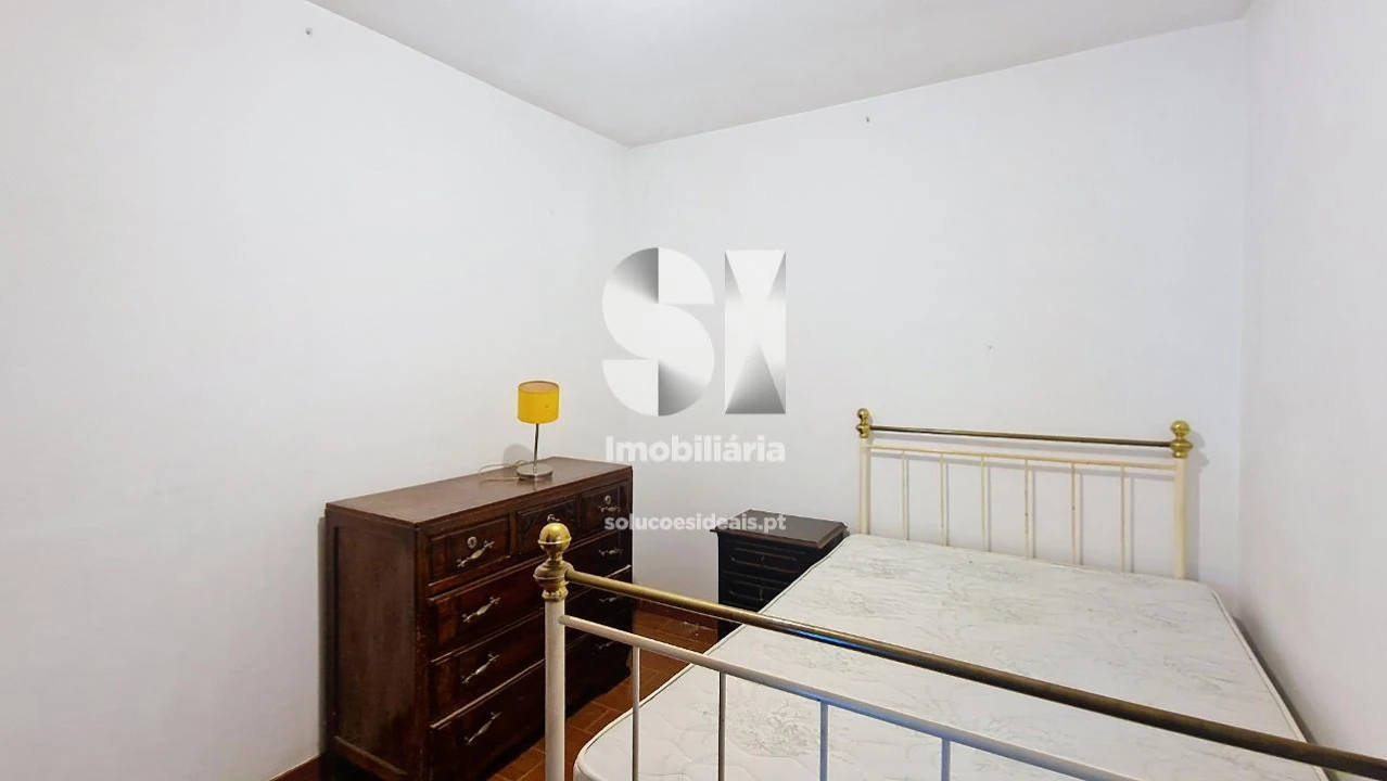 Moradia T3 para Venda em Recarei Foto 7