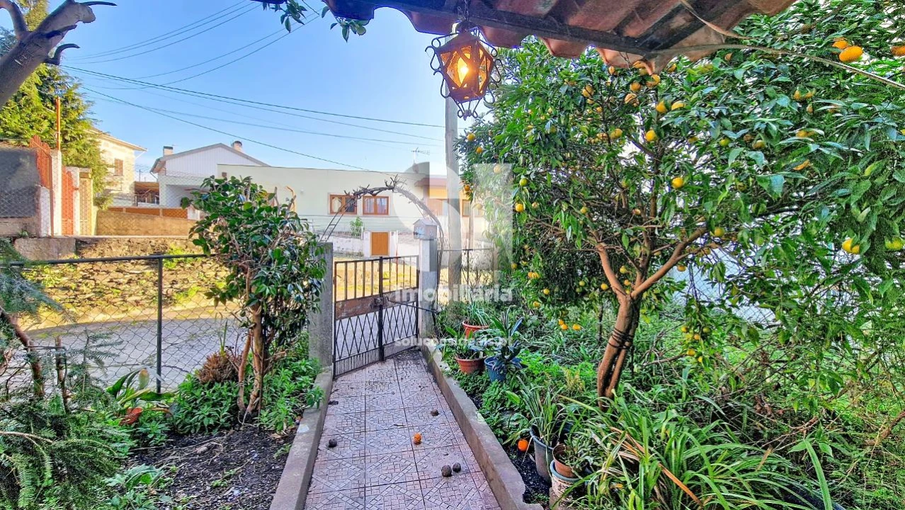 Moradia T3 para Venda em Recarei Foto 29