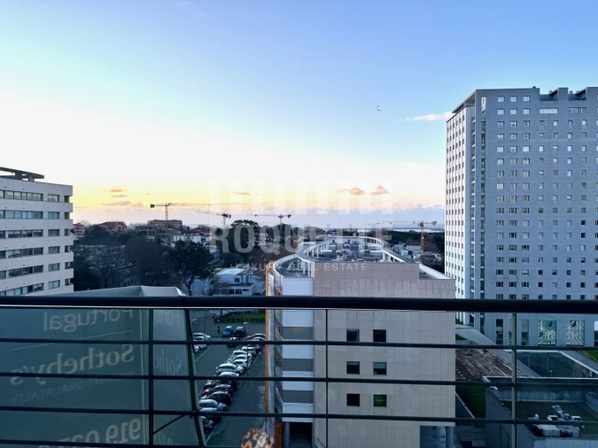 Apartamento T3 para Venda em Aldoar, Foz do Douro e Nevogilde Foto 8