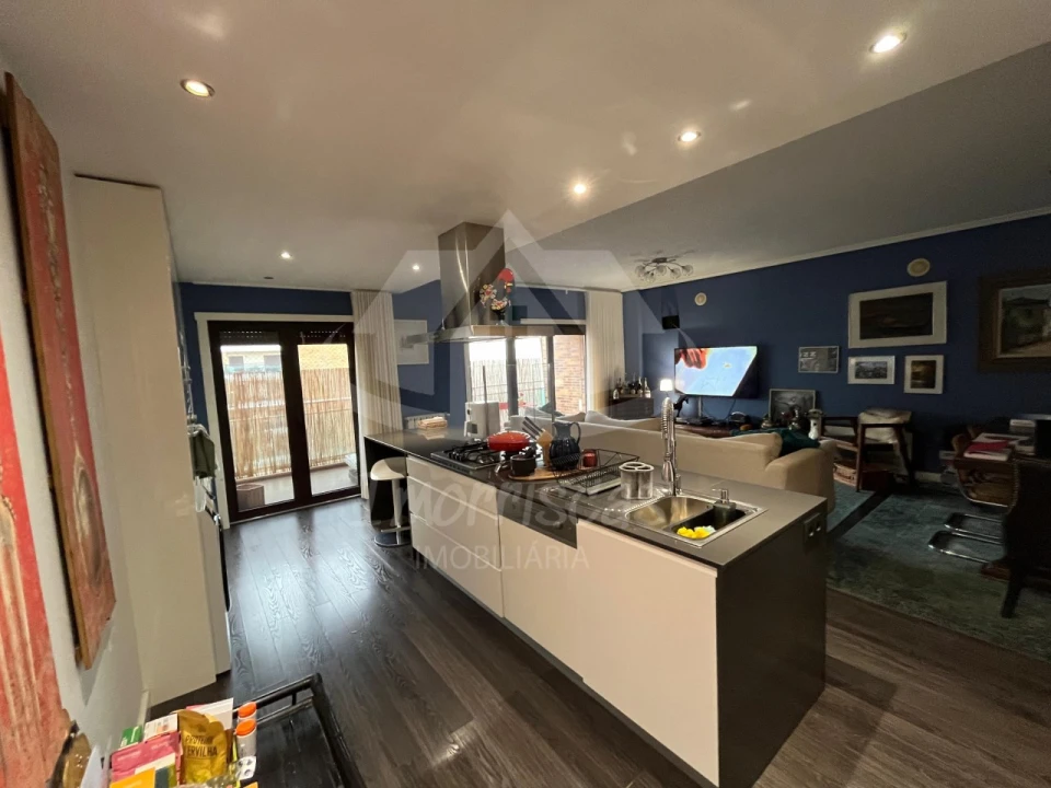 Apartamento T3 para Venda em Sacavém e Prior Velho Foto 1