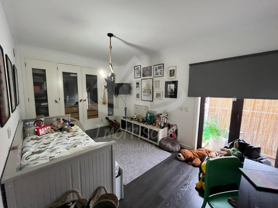 Apartamento T3 para Venda em Sacavém e Prior Velho Foto 10