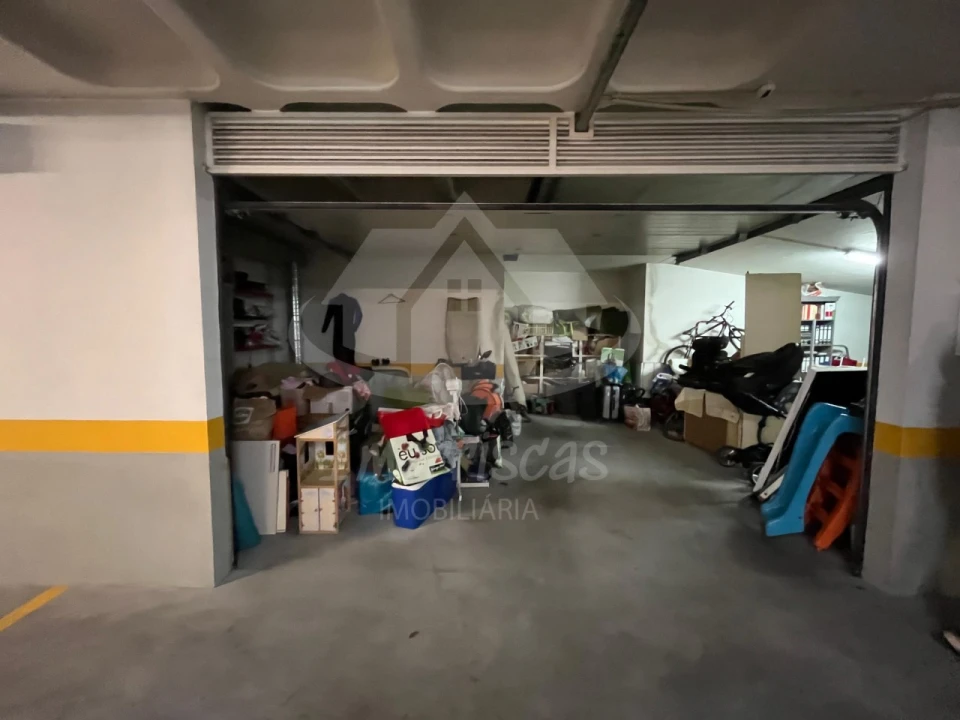 Apartamento T3 para Venda em Sacavém e Prior Velho Foto 19