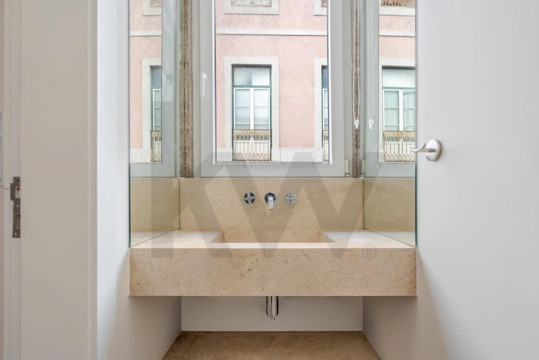 Apartamento T2 para Venda em Misericórdia Foto 10