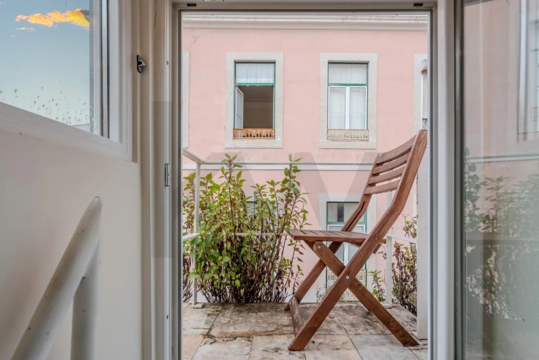 Apartamento T2 para Venda em Misericórdia Foto 24