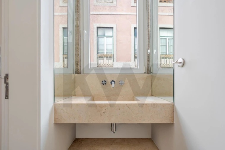 Apartamento T2 para Venda em Misericórdia Foto 10