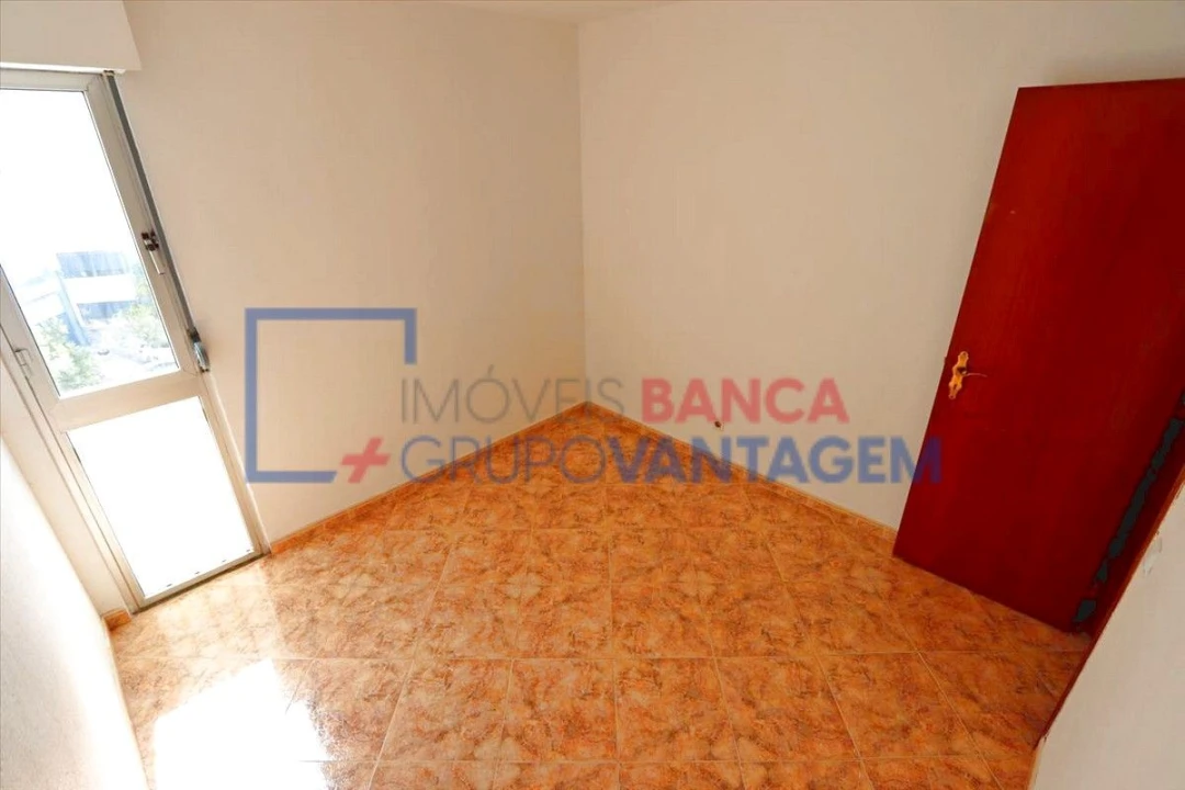 Apartamento T2 para Venda em Corroios Foto 11