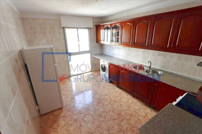 Apartamento T2 para Venda em Corroios