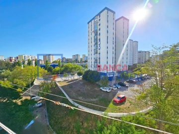 Apartamento T2 para Venda em Corroios