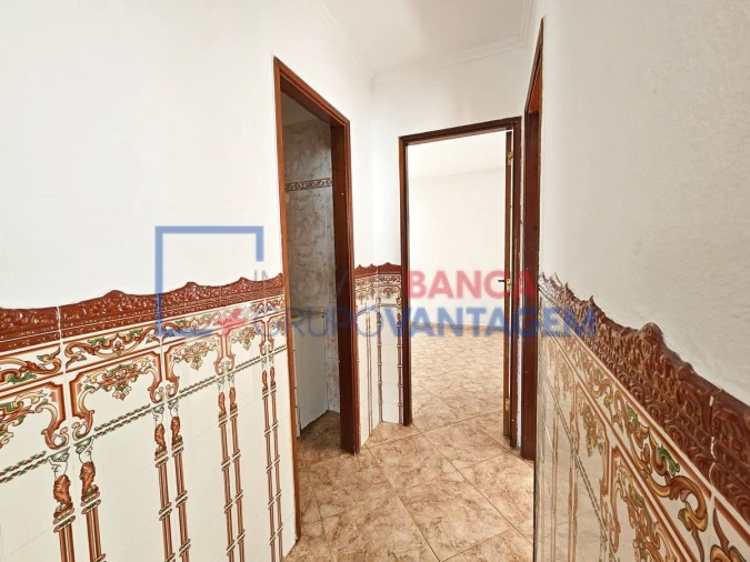 Apartamento T2 para Venda em Corroios Foto 11