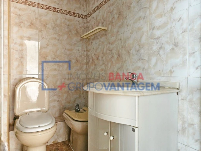 Apartamento T2 para Venda em Corroios Foto 12