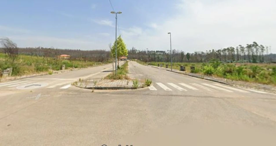Terreno P/ Prédio para Venda em Valongo do Vouga Foto 1