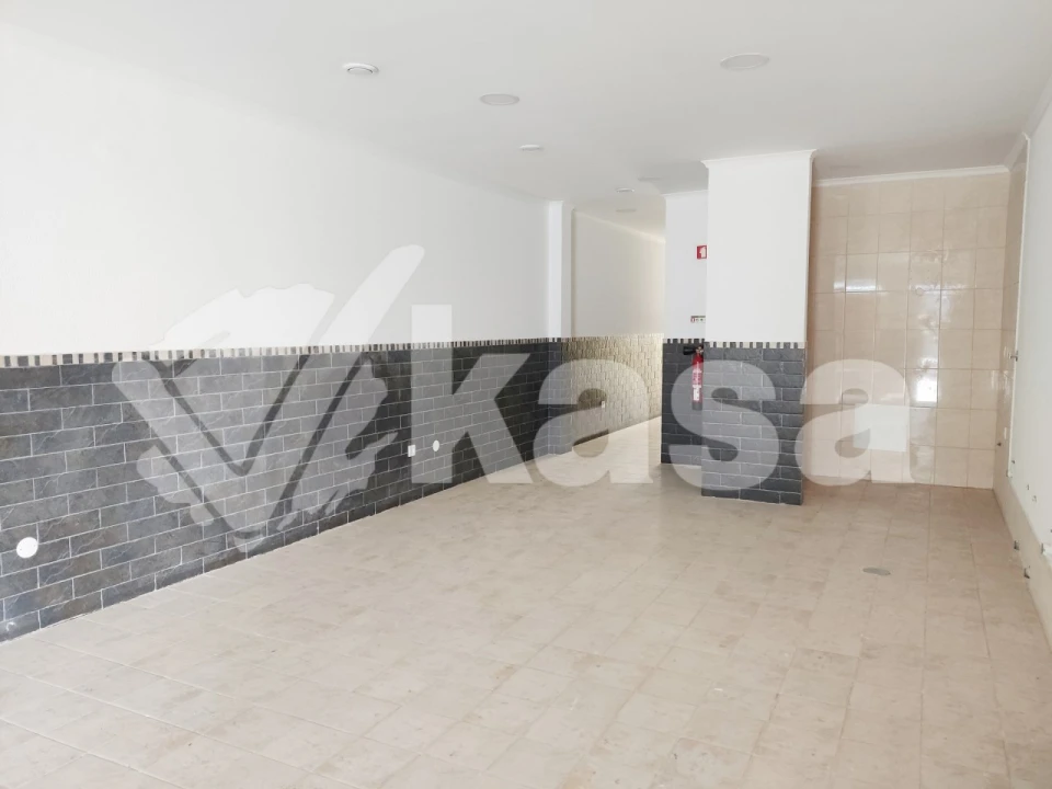 Loja para Arrendamento em Barreiro e Lavradio Foto 5