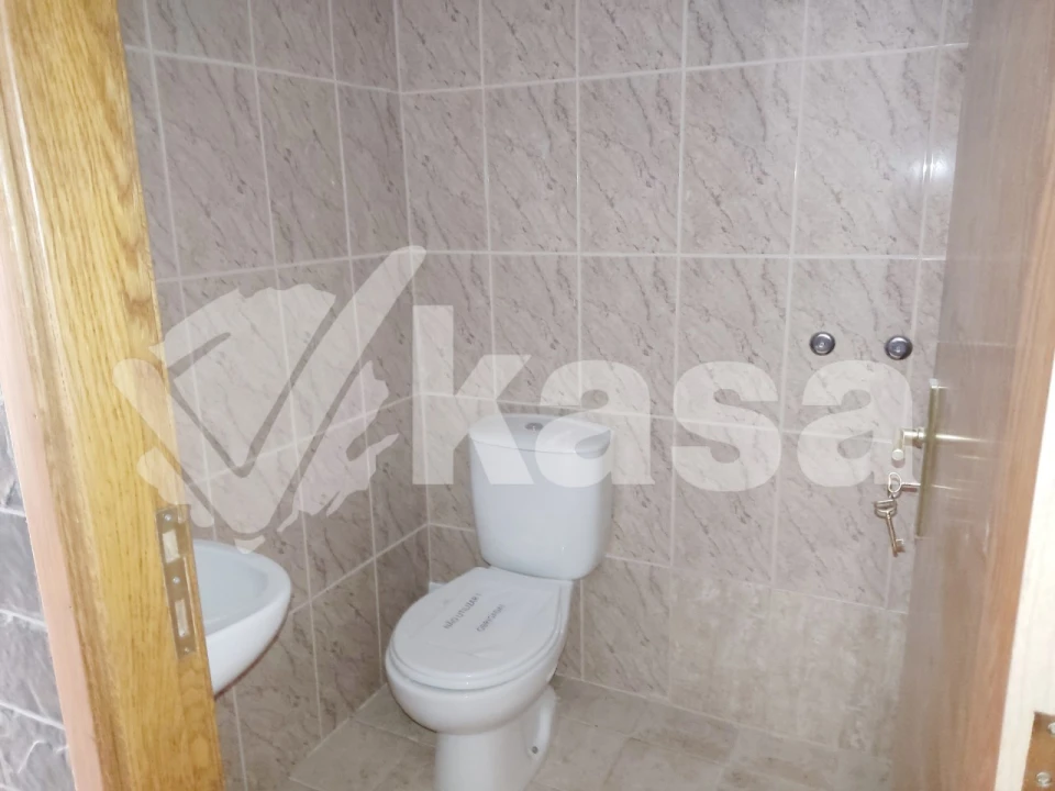 Loja para Arrendamento em Barreiro e Lavradio Foto 11