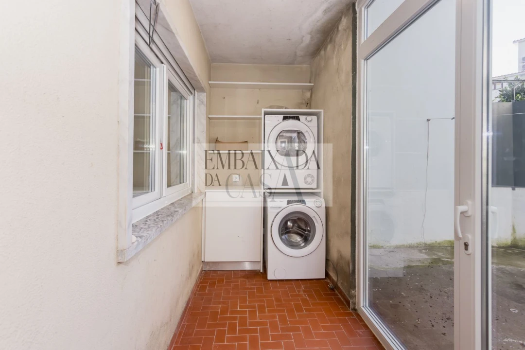 Moradia T3 para Venda em Carcavelos e Parede Foto 36