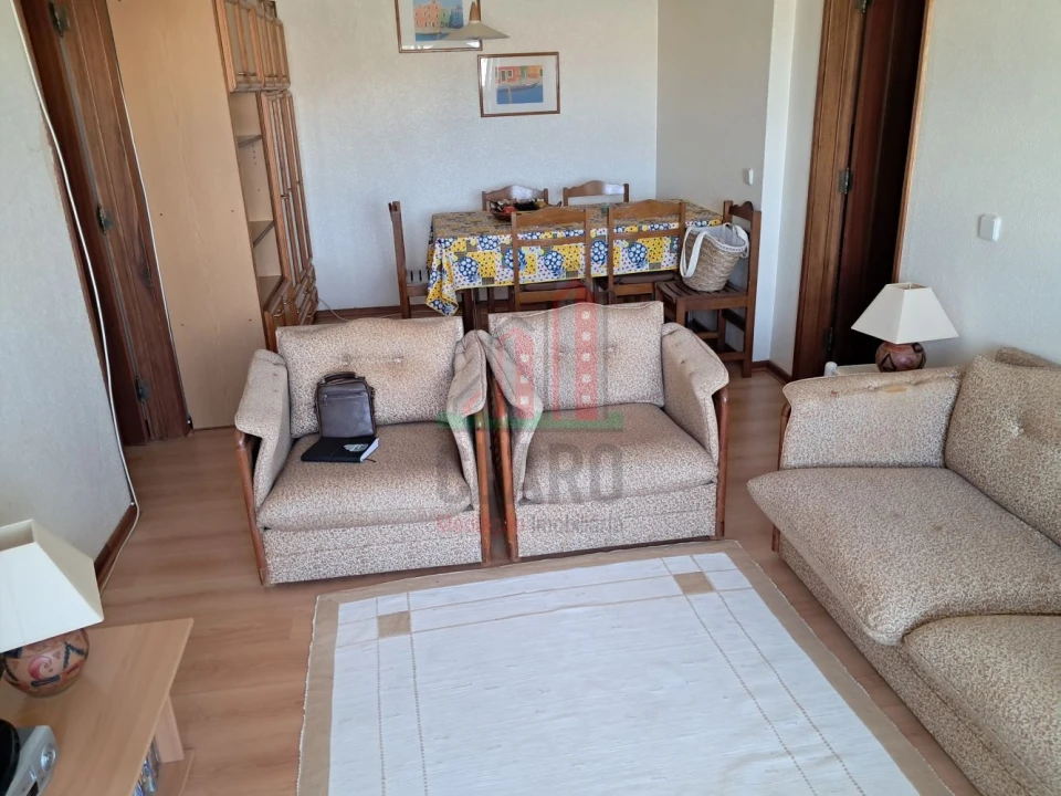 Apartamento T2 para Venda em Buarcos Foto 2