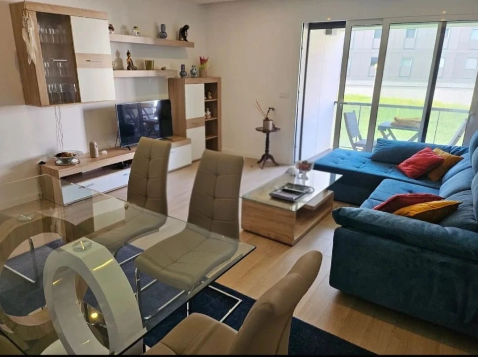 Apartamento T2 para Venda em Cidade da Maia Foto 1