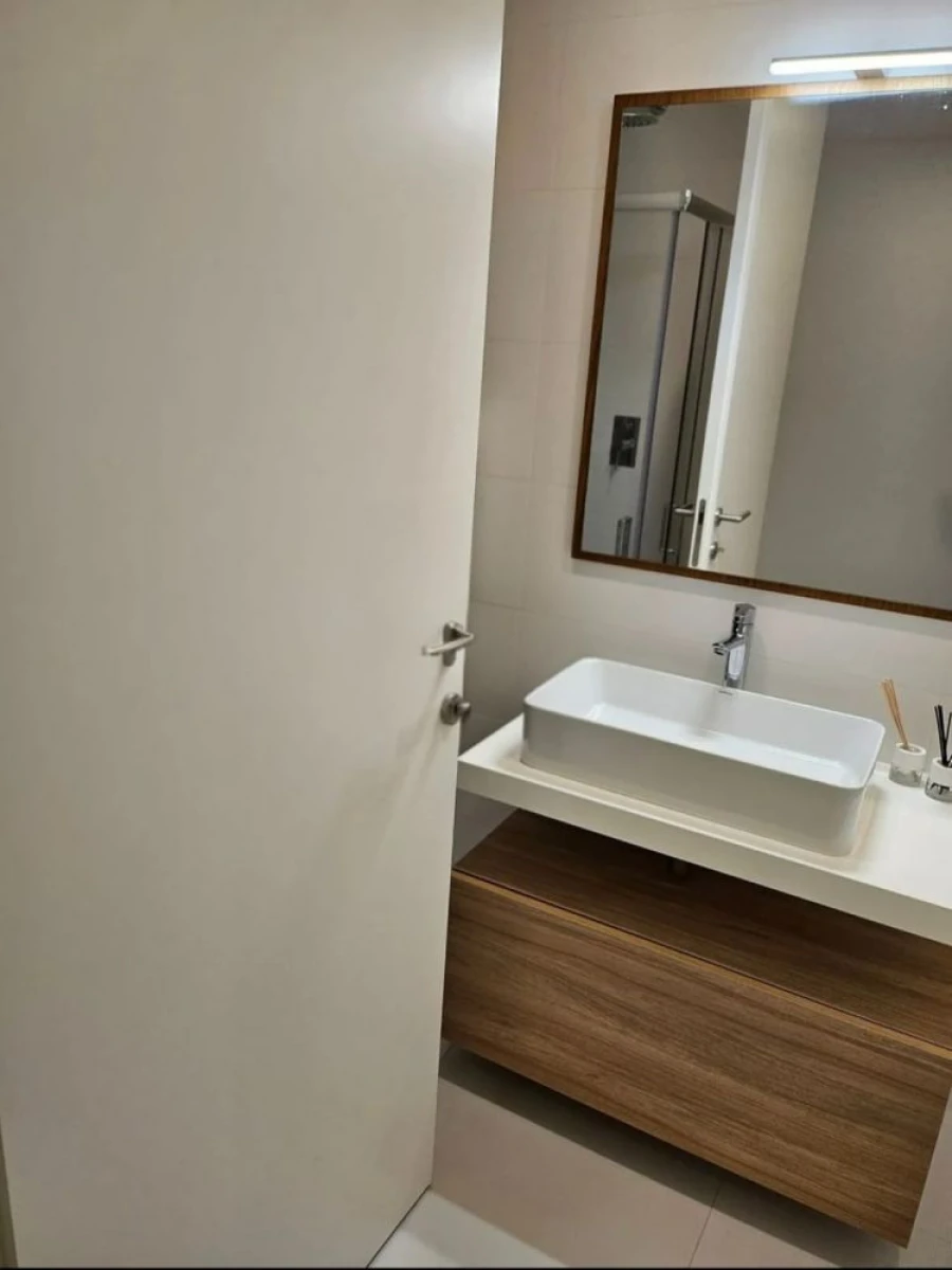 Apartamento T2 para Venda em Cidade da Maia Foto 4