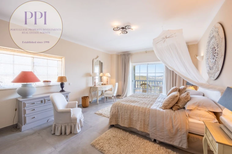 Moradia T3 para Arrendamento em Budens Foto 16