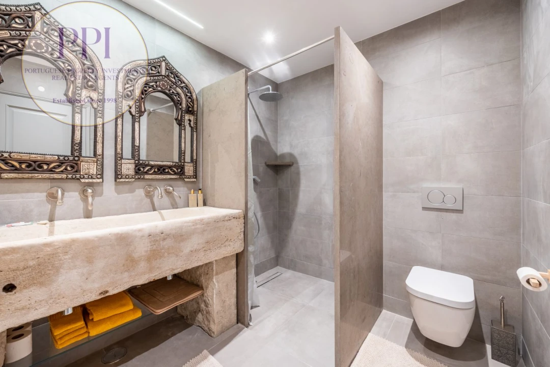 Moradia T3 para Arrendamento em Budens Foto 25