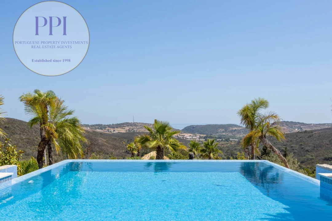 Moradia T3 para Arrendamento em Budens Foto 30