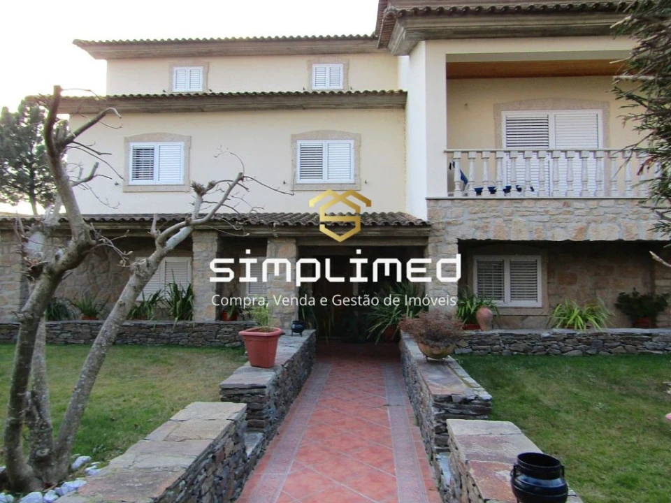 Moradia T4 para Venda em Teixoso e Sarzedo Foto 12