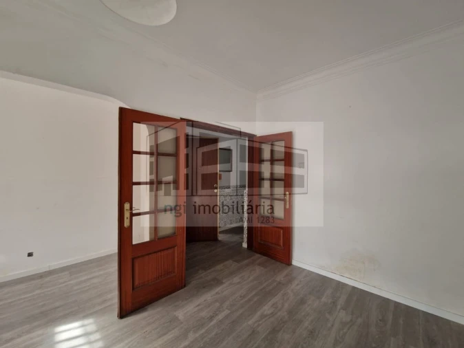 Apartamento T1 para Venda em Falagueira-Venda Nova Foto 4
