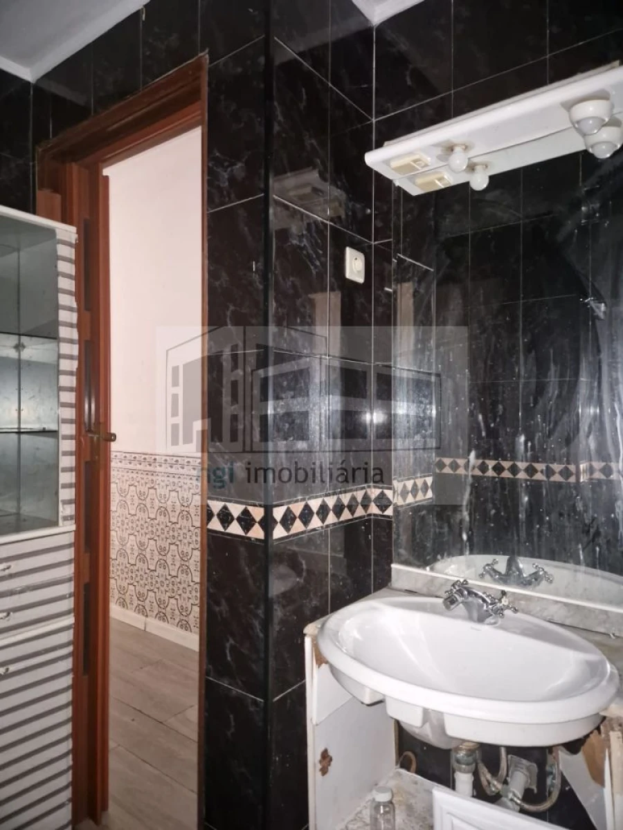 Apartamento T1 para Venda em Falagueira-Venda Nova Foto 21