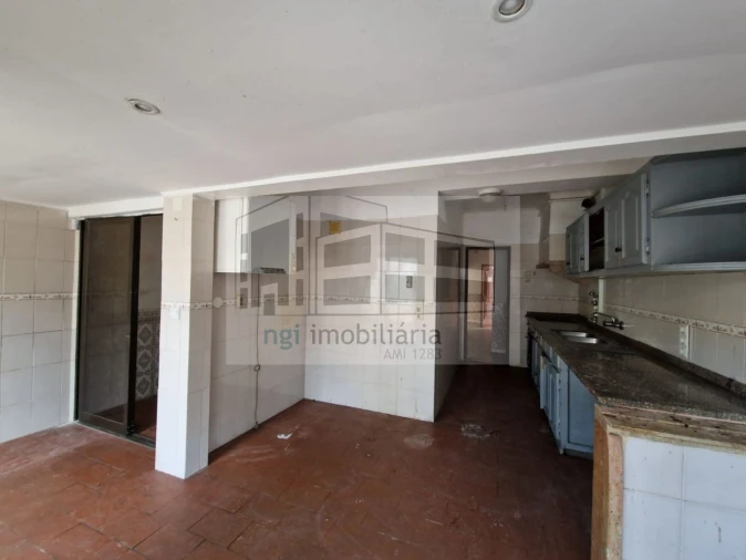Apartamento T1 para Venda em Falagueira-Venda Nova Foto 6