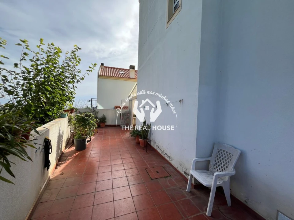 Moradia T3 para Venda em Caniço Foto 6