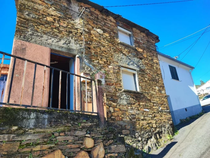 Moradia T1 para Venda em Cabril