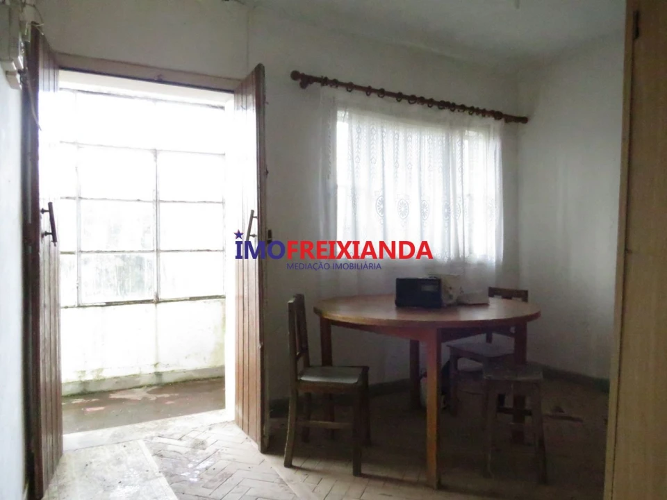 Moradia T2 para Venda em Rio de Couros e Casal dos Bernardos Foto 14