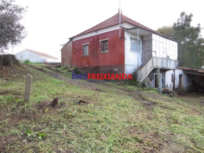 Moradia T2 para Venda em Rio de Couros e Casal dos Bernardos Foto 28