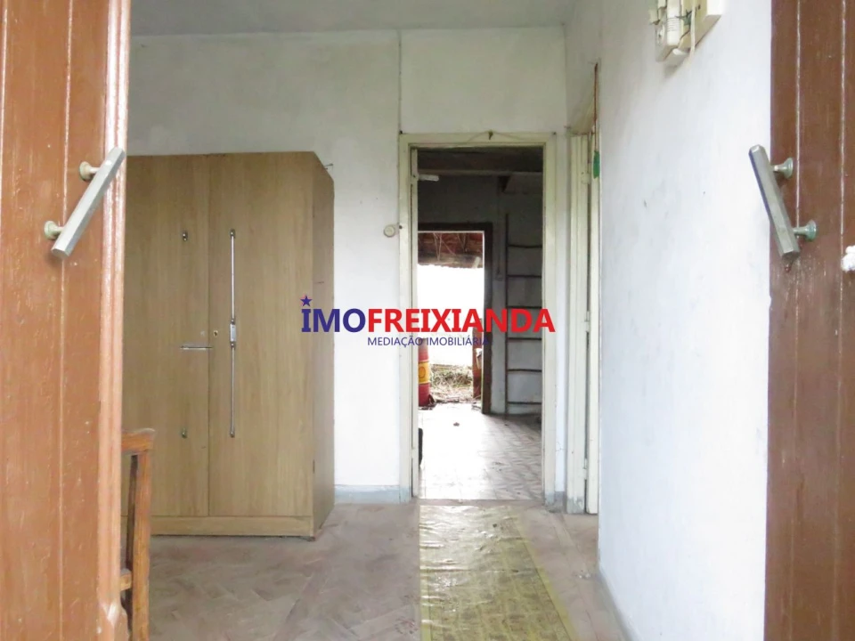 Moradia T2 para Venda em Rio de Couros e Casal dos Bernardos Foto 18