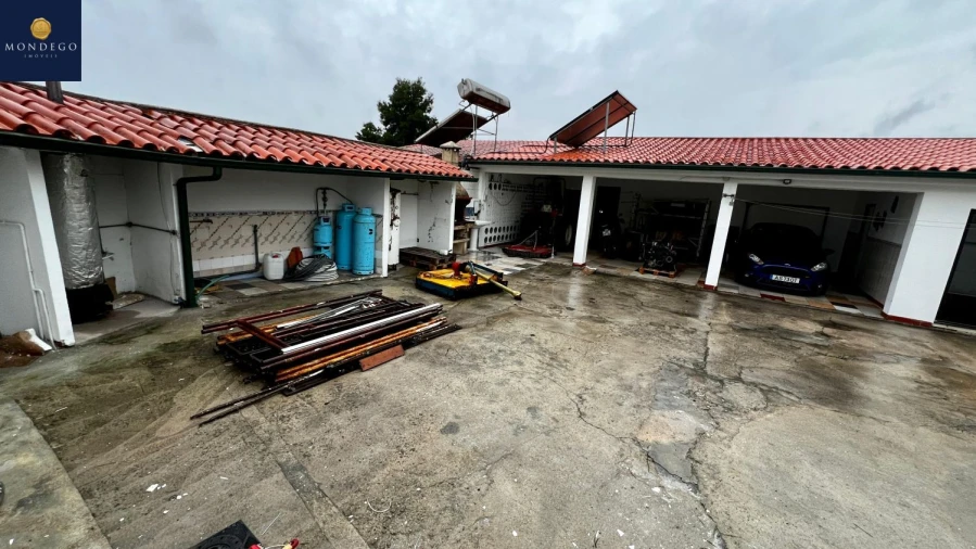 Moradia T4 para Venda em Trouxemil e Torre de Vilela Foto 21